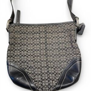 Y2K Coach Vintage Black Crossbody Bag Purse Onesize Adjustable Strap 90s Style